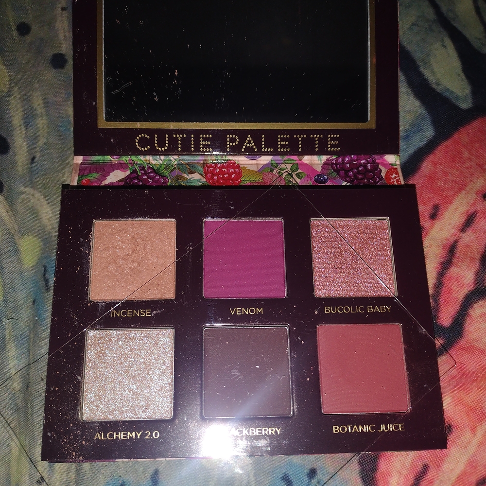 Cutie Palette - WildBerry NABLA / See Info No Box - Picture 5 of 6
